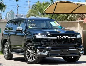 Toyota Land Cruiser 2024 Black