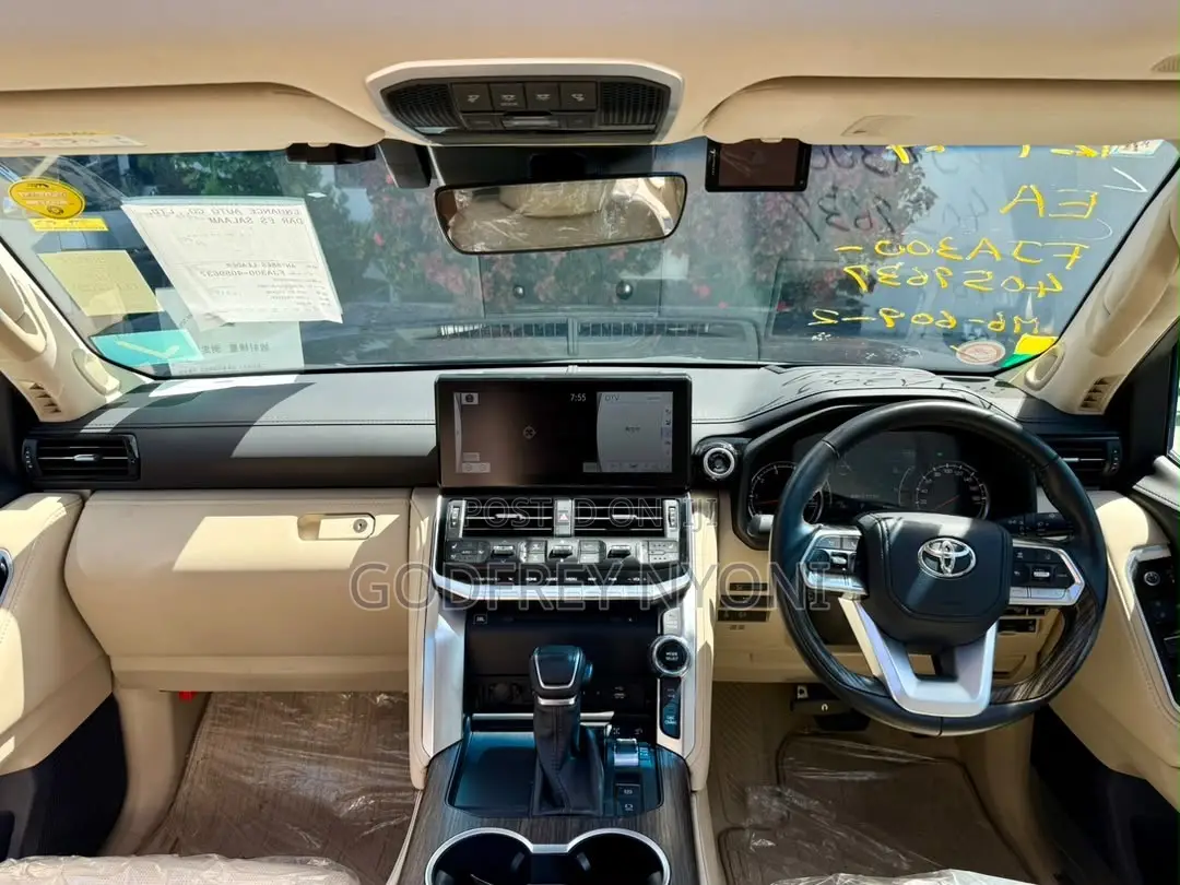 Toyota Land Cruiser 2024 Black