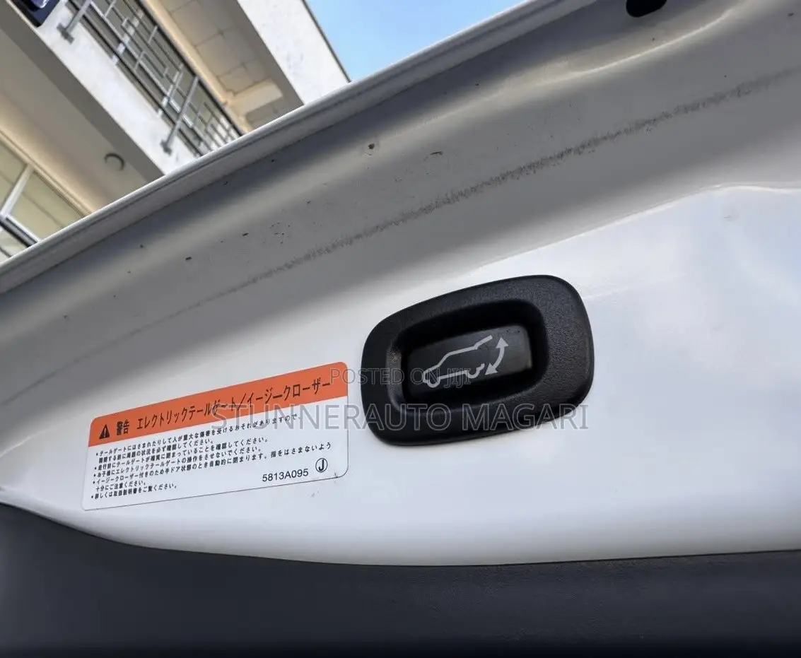 Mitsubishi Outlander 2014 White