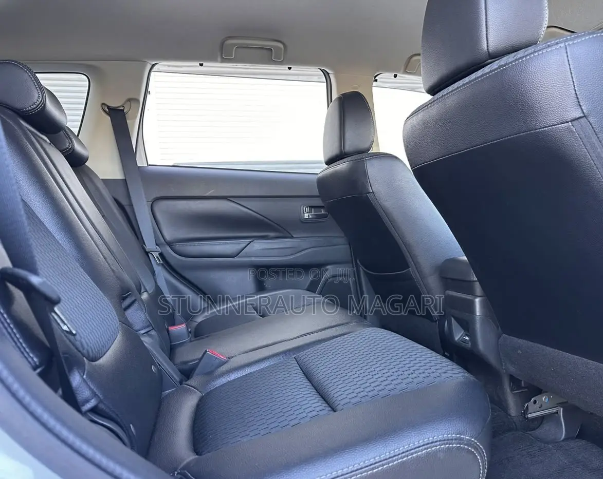 Mitsubishi Outlander 2014 White