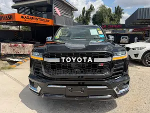 Toyota Land Cruiser 2023 Black