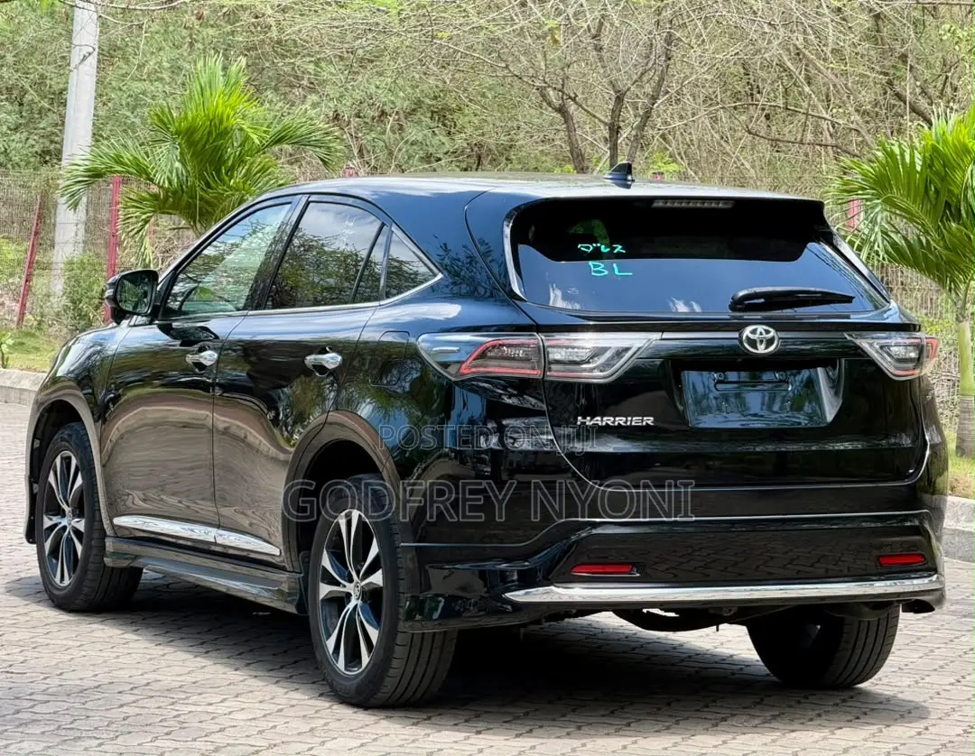 Toyota Harrier 2016 Black