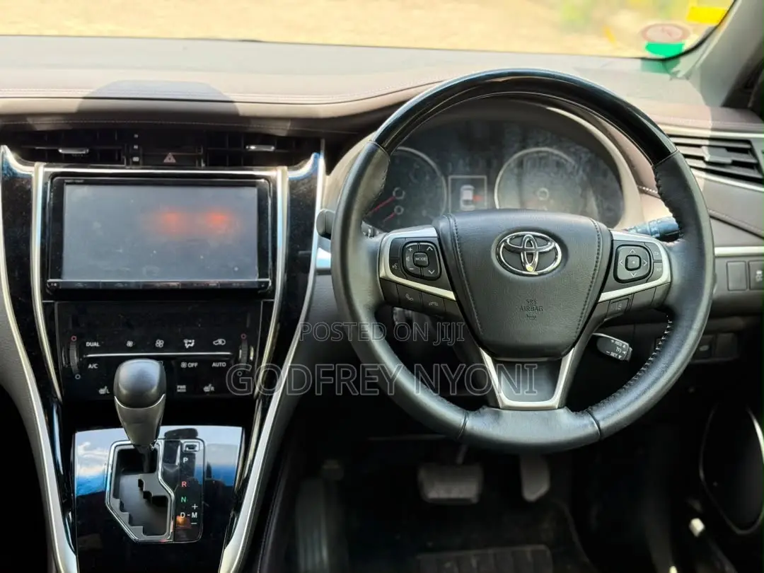 Toyota Harrier 2016 Black
