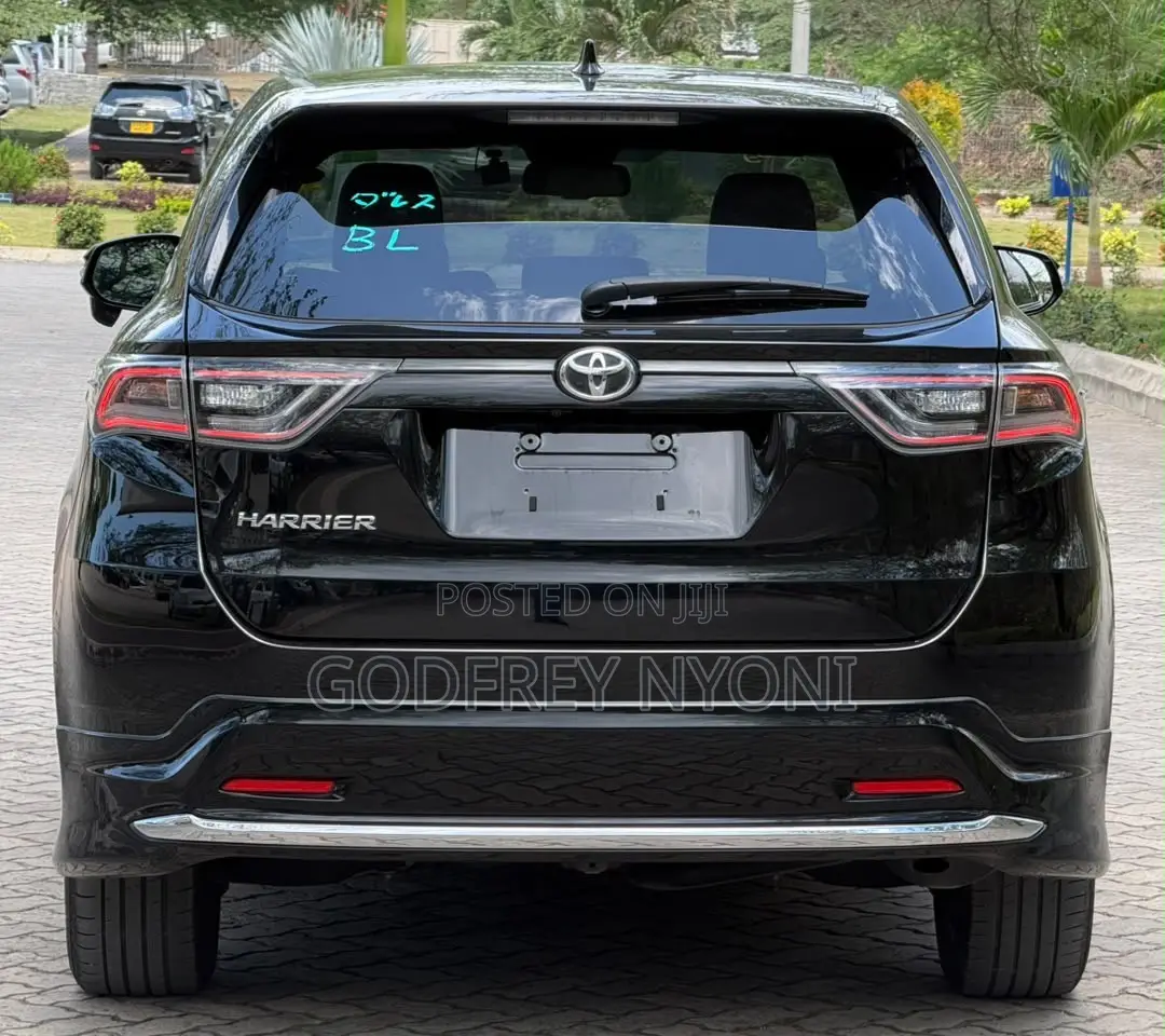 Toyota Harrier 2016 Black
