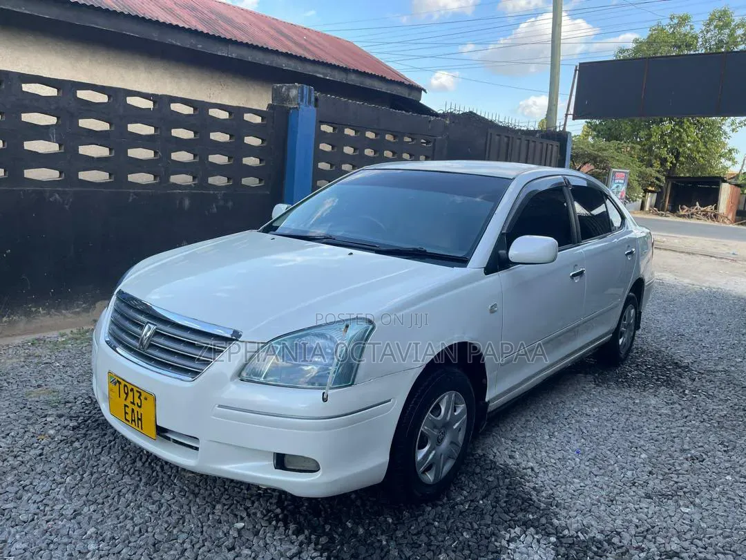Toyota Premio 2006 White