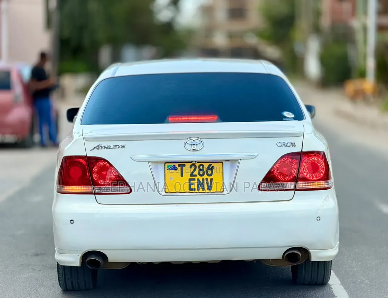 Toyota Crown 2006 White