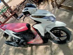 Honda 2020 White