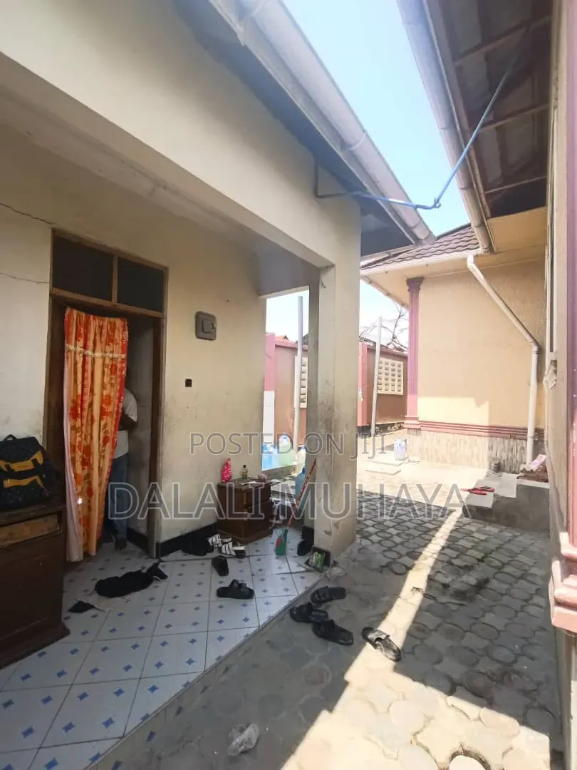 4bdrm House in Biza Street, Temeke for sale