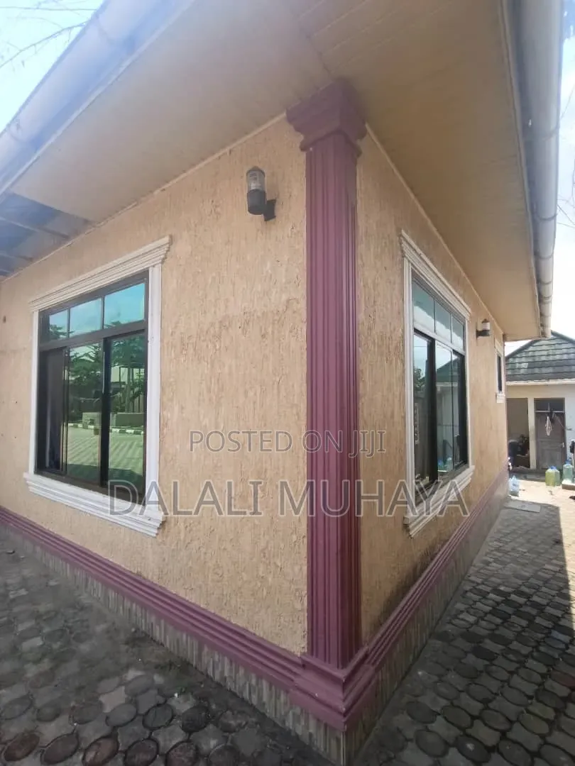 4bdrm House in Biza Street, Temeke for sale