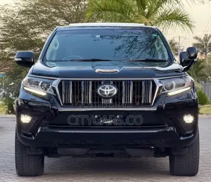 Toyota Land Cruiser Prado 2022 Black
