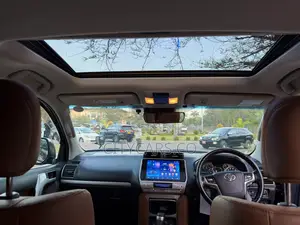 Toyota Land Cruiser Prado 2022 Black