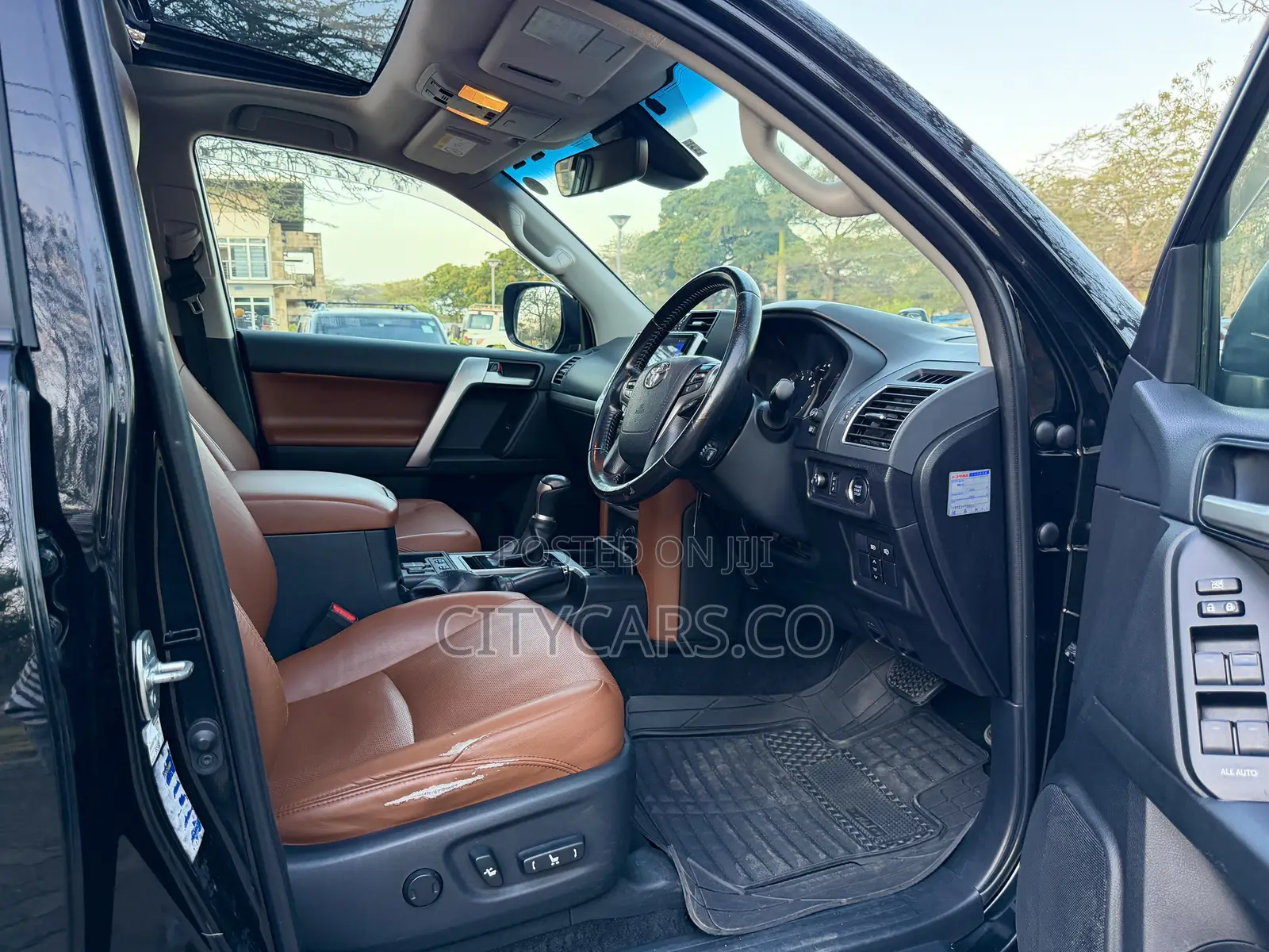 Toyota Land Cruiser Prado 2022 Black