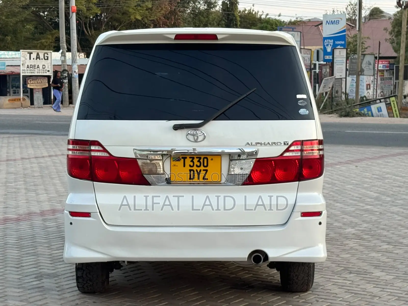 Toyota Alphard 2.4 Hybrid AWD 2006 White