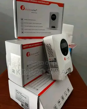 30A MPPT Solar Charger Yenye LCD Na Smart Monitoring