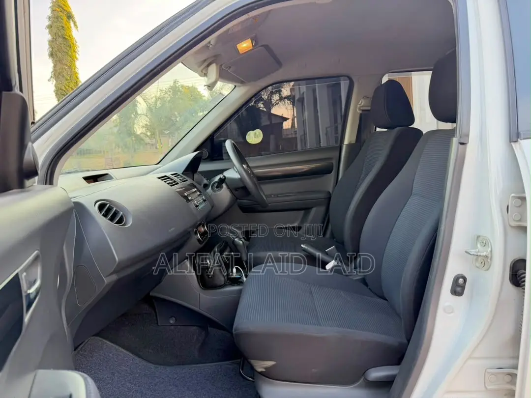 Suzuki Swift 1.3 2008 White