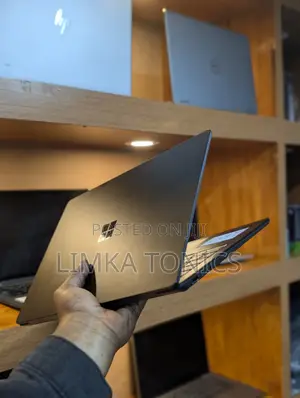 New Laptop Microsoft Surface Laptop 3 8GB Intel Core i5 SSD 256GB