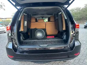 Toyota Fortuner 2017 Black