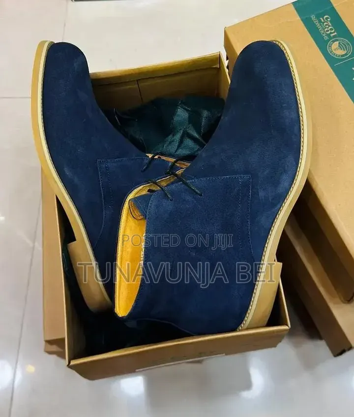 Travota Cracks Leather Shoes