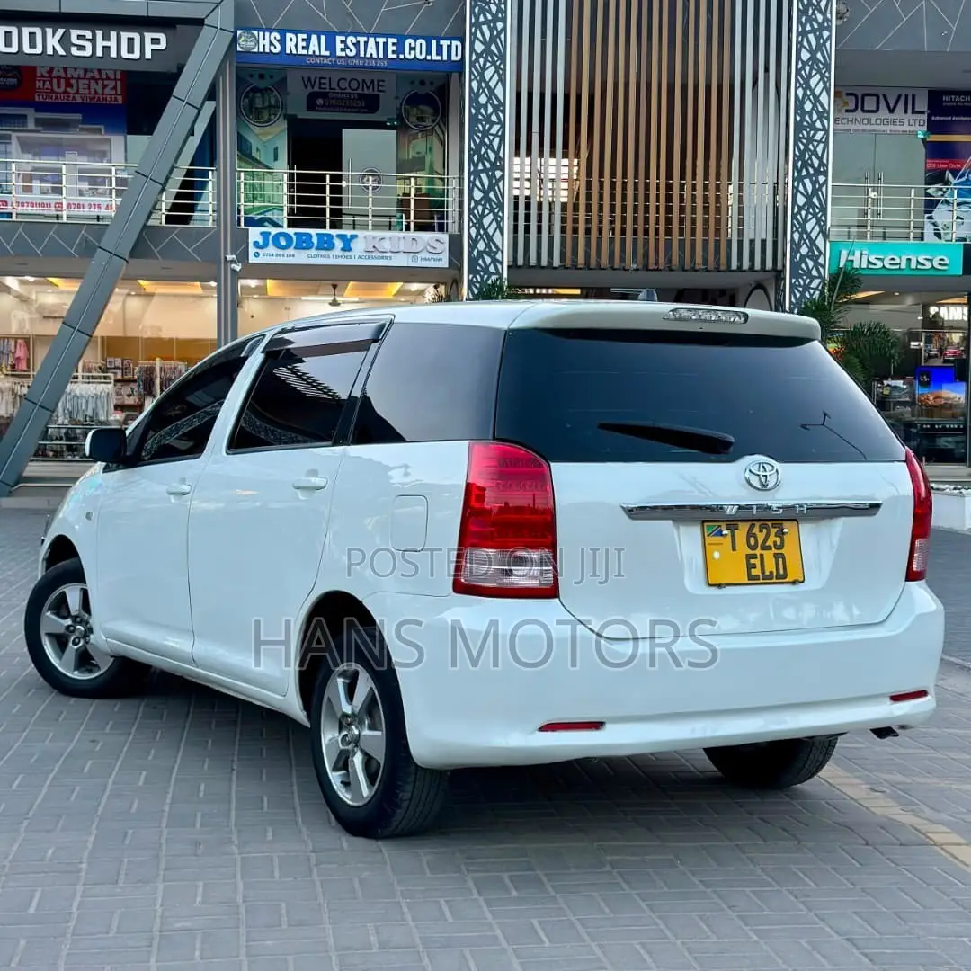 Toyota Wish 2006 White
