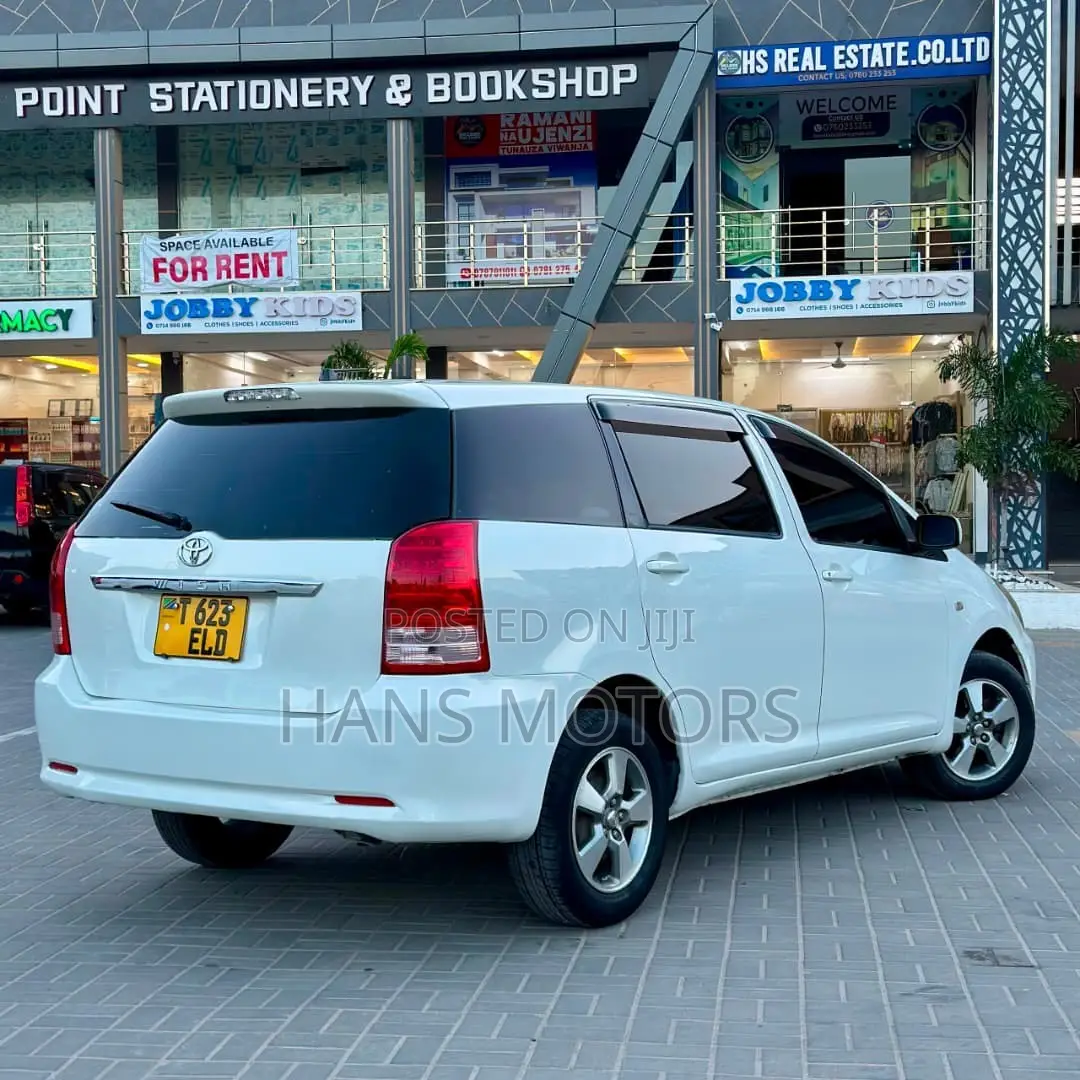 Toyota Wish 2006 White