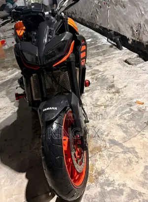 Yamaha 2024 Black
