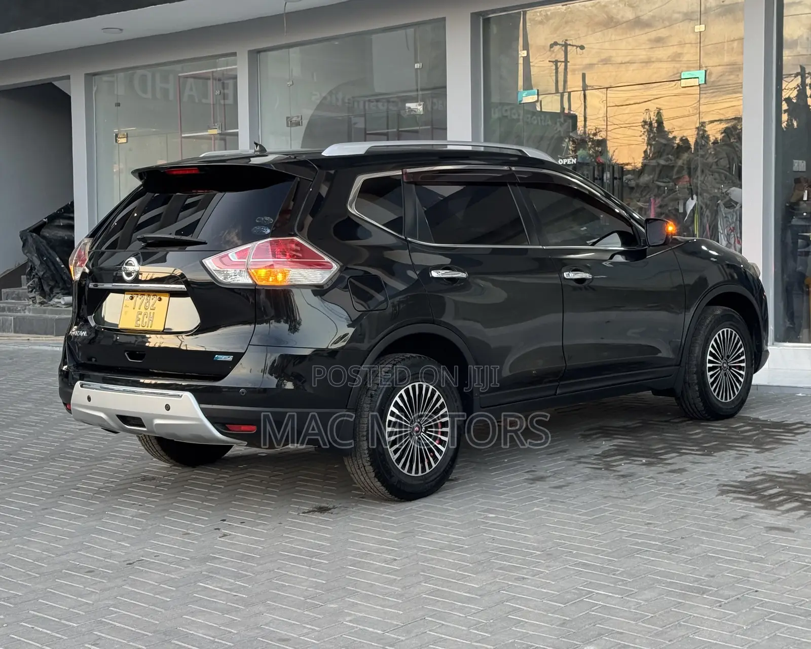 Nissan X-Trail 2014 Black