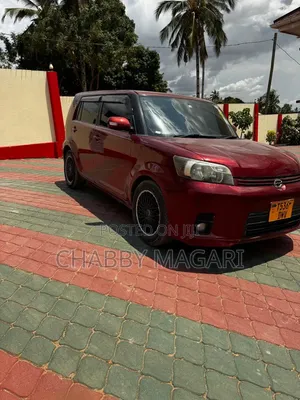 Toyota Corolla Rumion Hatchback 1.5 FWD 2010 Maroon