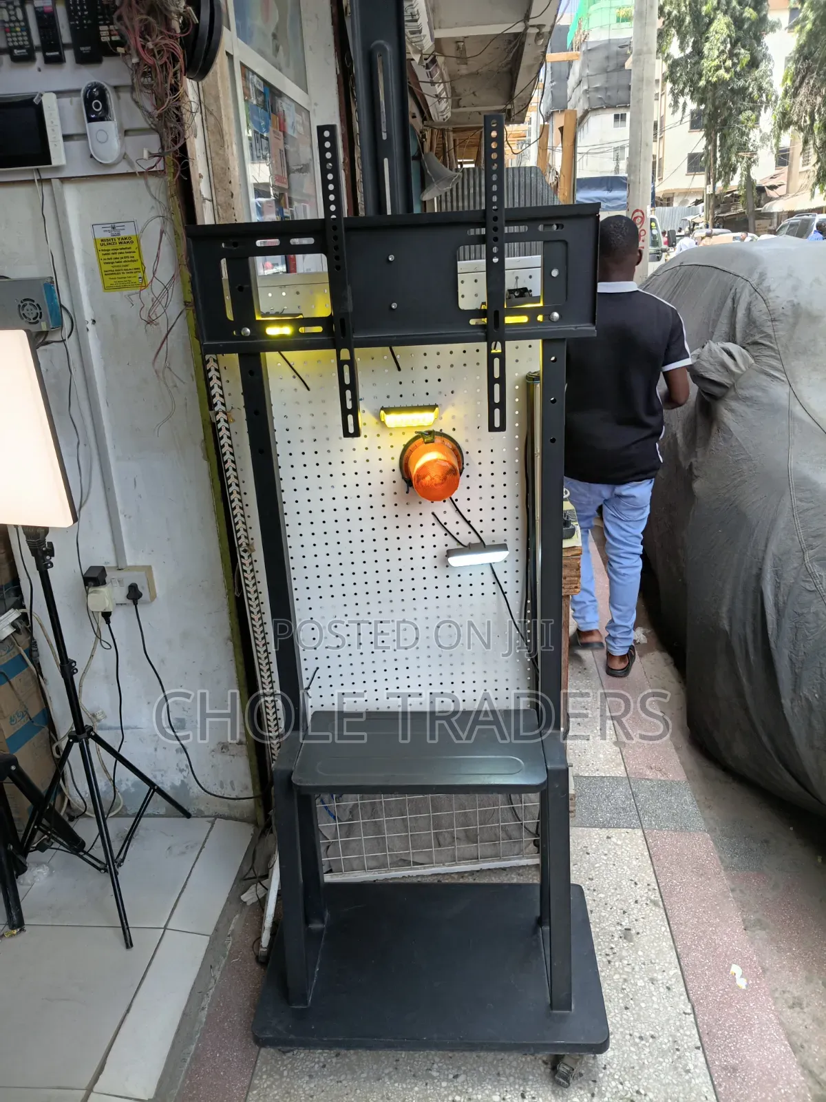 Mobile TV Trolley / Cart / Floor Stand With Lock Wheels (32-75 Inches)