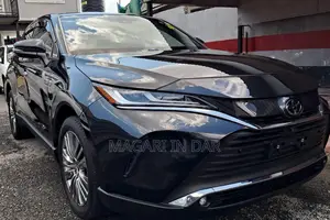 Toyota Harrier 2021 Black