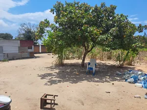 Kiwanja Kinauzwa Bunju Beach Moga