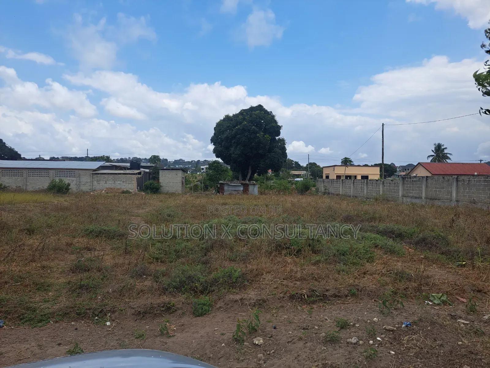 Kiwanja Kinauzwa Mbweni Mpiji