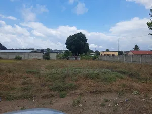 Kiwanja Kinauzwa Mbweni Mpiji