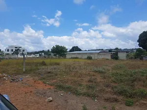 Kiwanja Kinauzwa Mbweni Mpiji