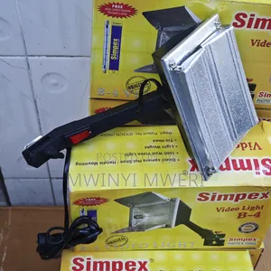 Simpex B-4 Tungsten Video Light