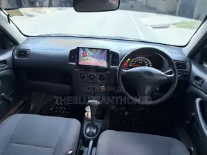Toyota Probox 2011 Gold