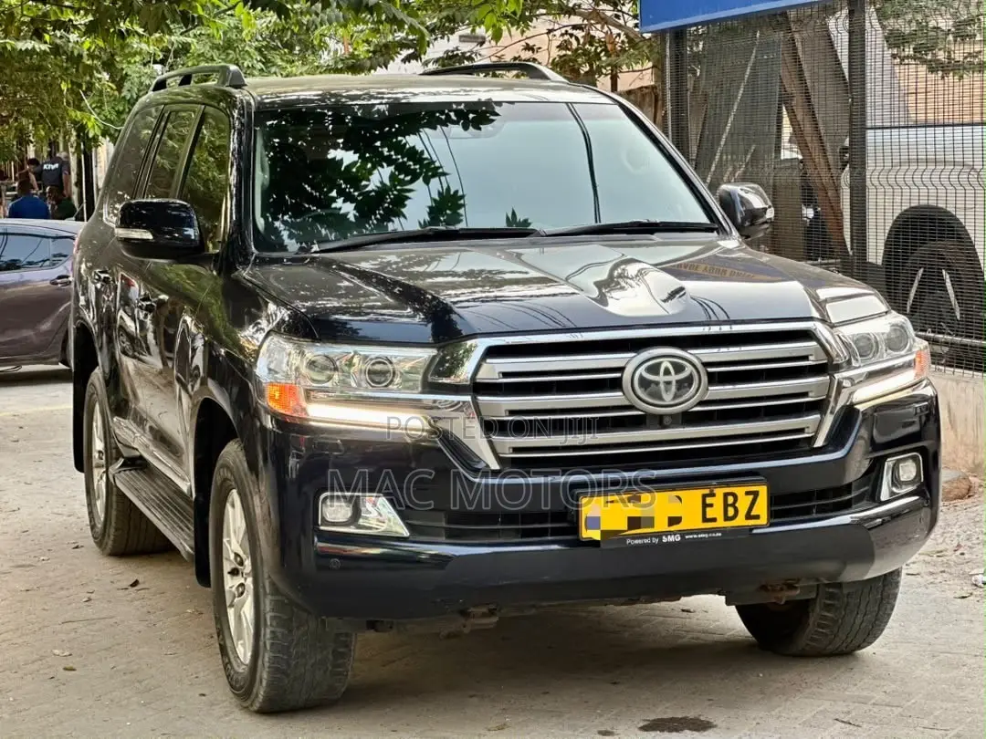 Toyota Land Cruiser 2017 Black