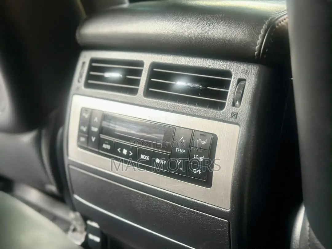 Toyota Land Cruiser 2017 Black