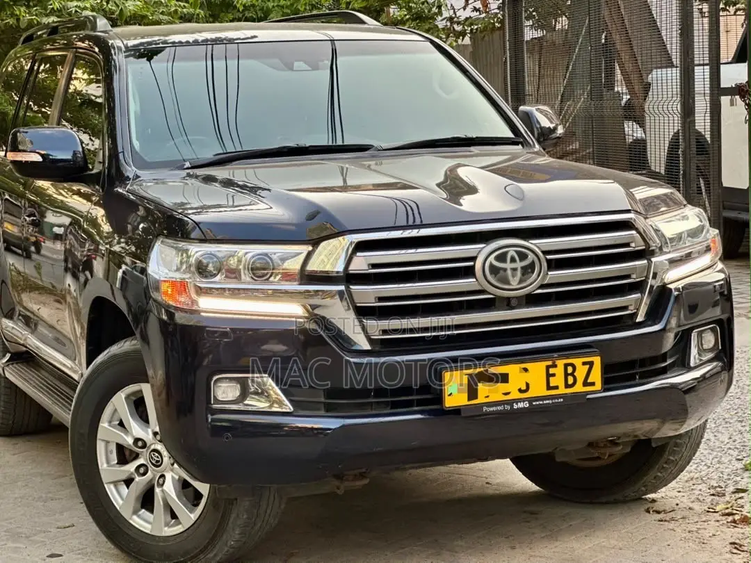 Toyota Land Cruiser 2017 Black