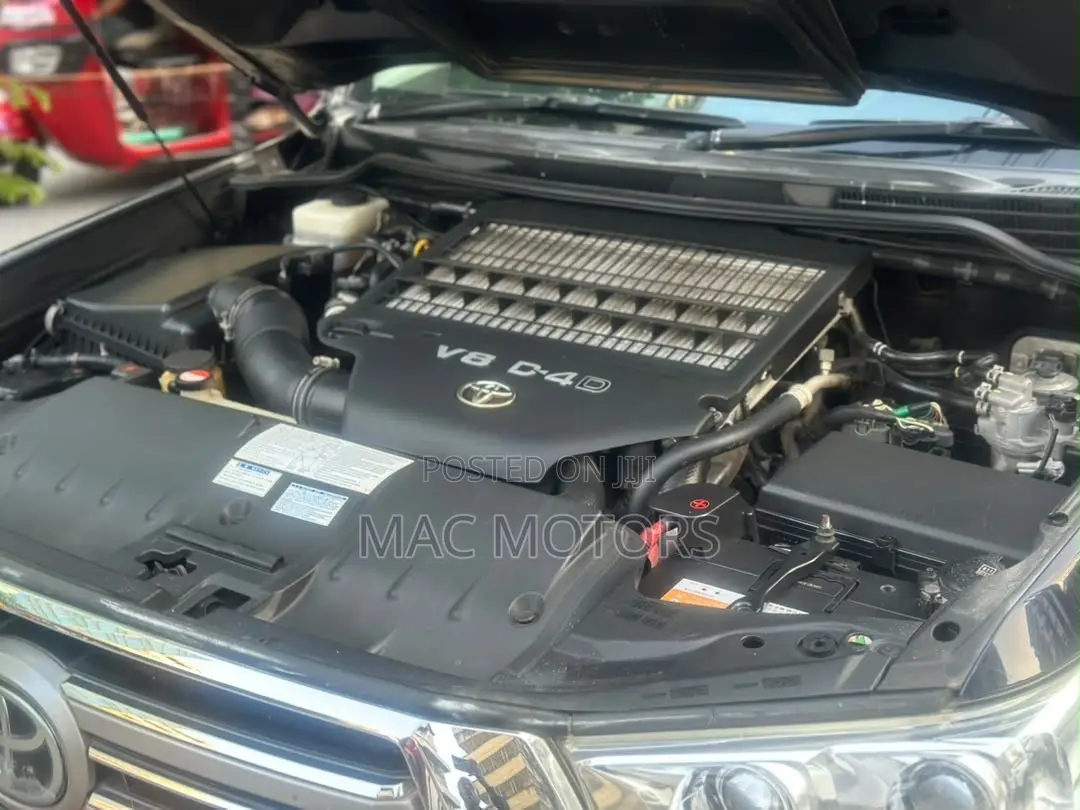 Toyota Land Cruiser 2017 Black