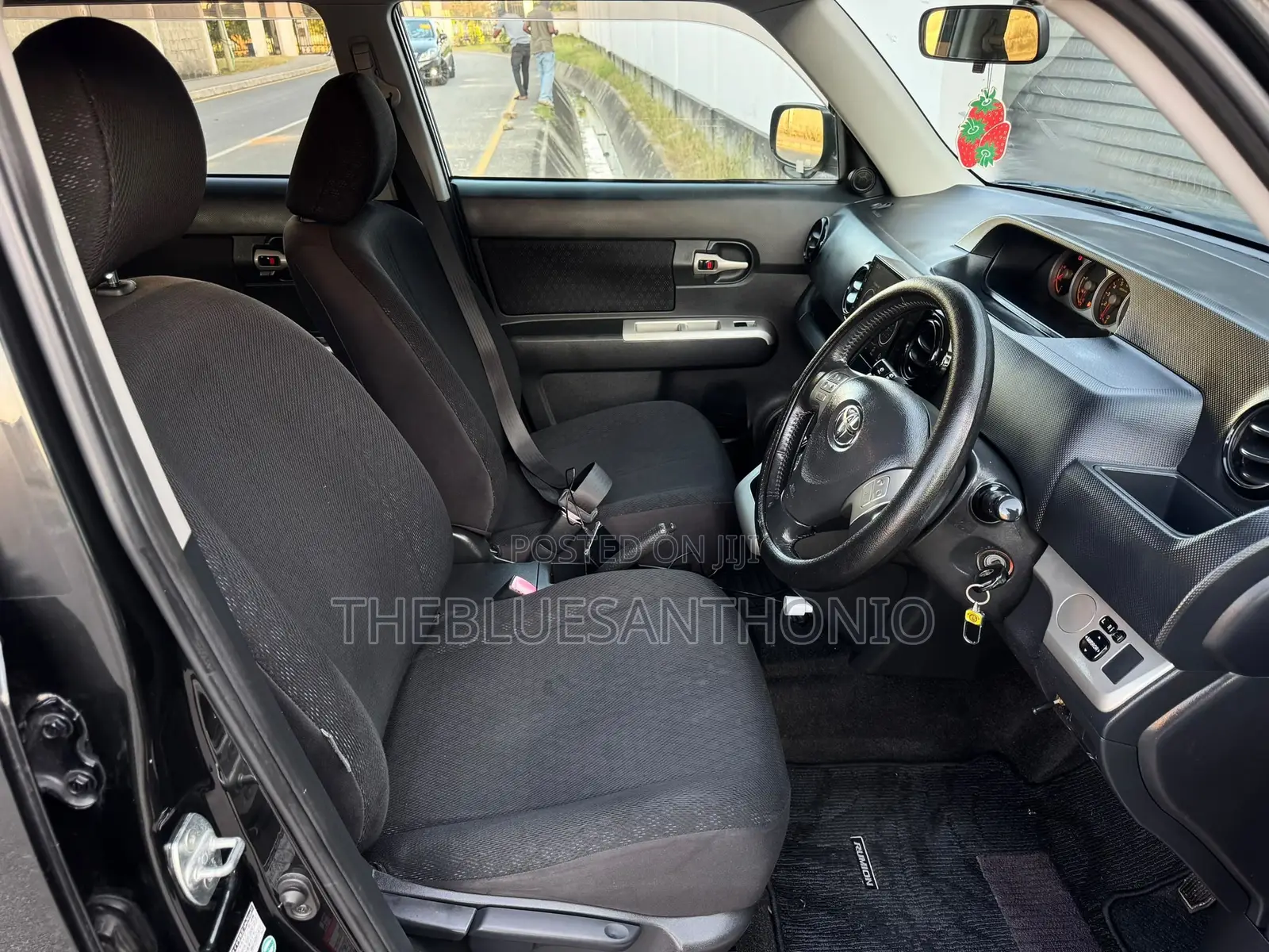 Toyota Corolla Rumion 2009 Black