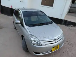 Toyota Corolla Spacio 1.5 V 2003
