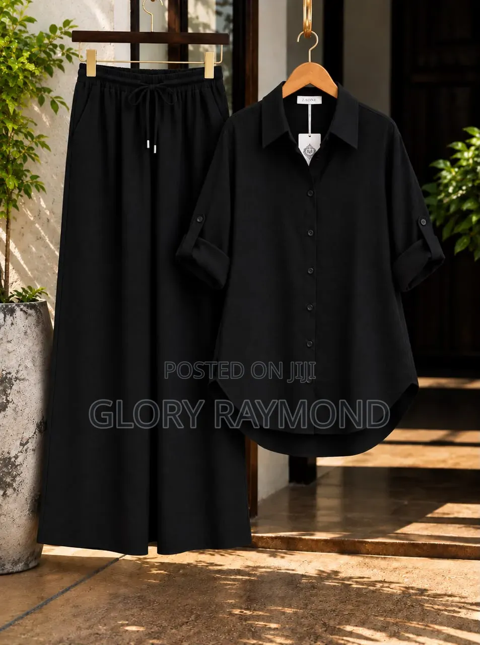 A Very Beautful 10/10 Two Pieces