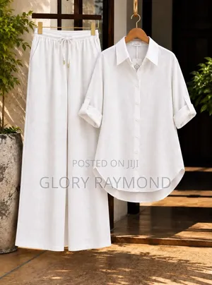 A Very Beautful 10/10 Two Pieces