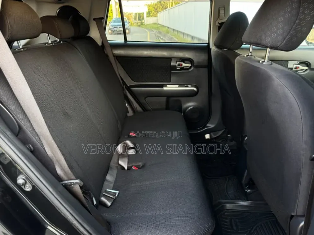 Toyota Corolla Rumion 2009 Black