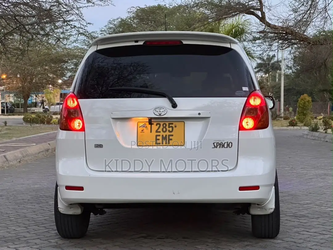 Toyota Corolla Spacio 2003 Off white