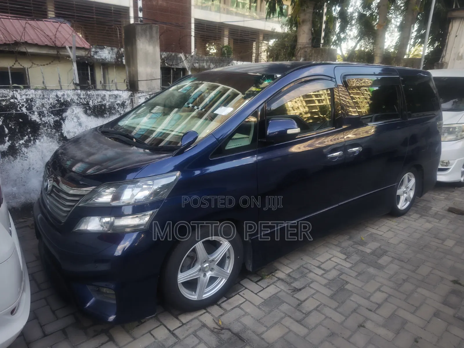 Toyota Vellfire 2009 Blue