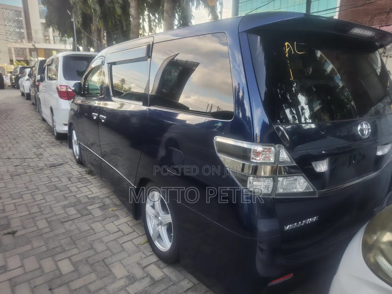 Toyota Vellfire 2009 Blue