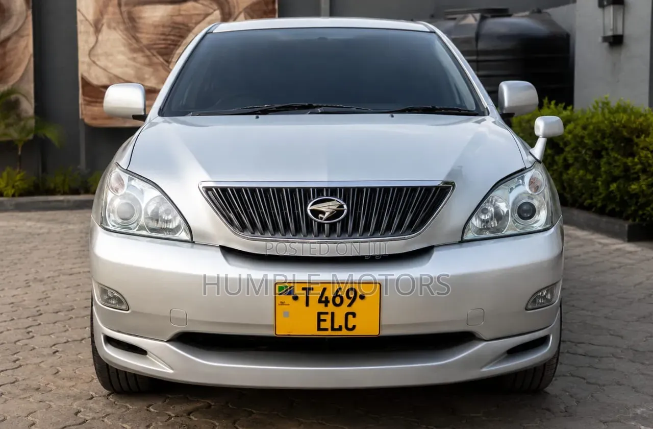 Toyota Harrier 2005 Silver