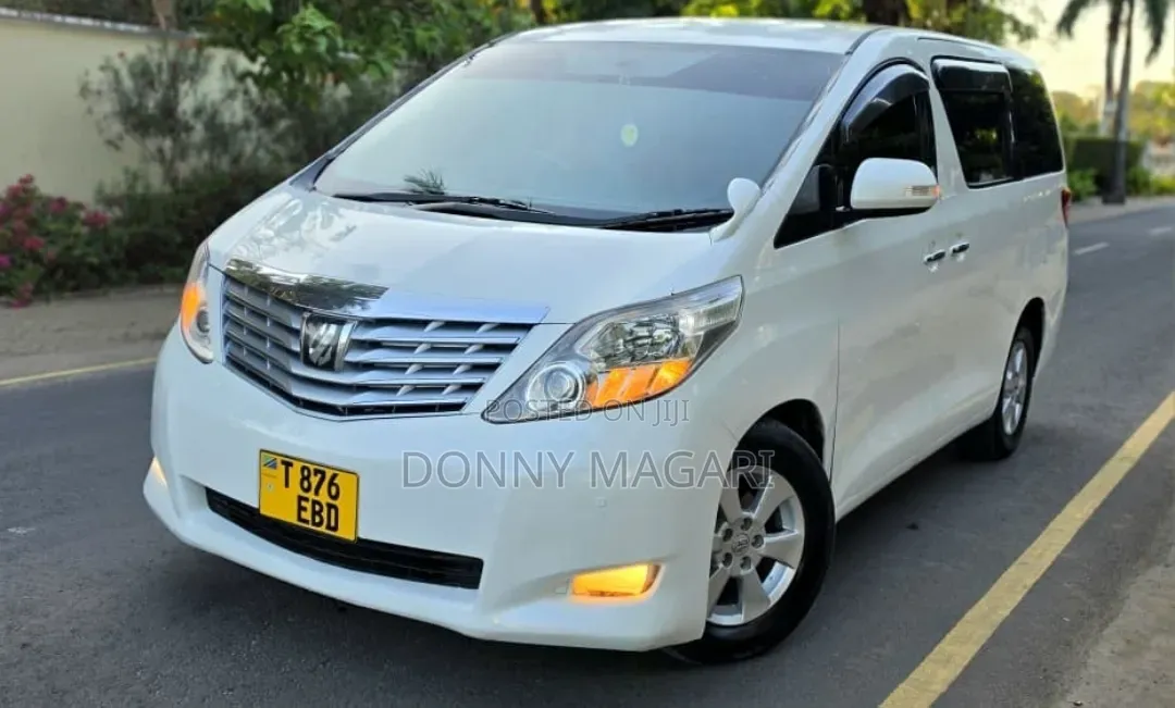 Toyota Alphard 2011 White