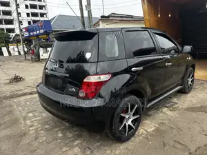 Toyota IST 2006 Black